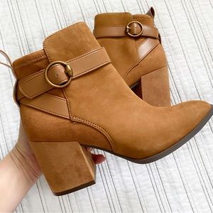 Vionic Vienna Tenley Suede Ankle Mid Shaft Booties in Toffee Brown size 8.5